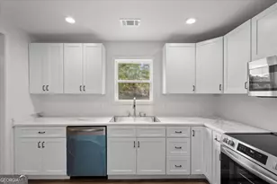 315 Bledsoe St, Carrollton, GA 30117 - Photo 8