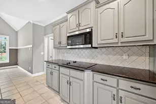 564 Richmond Pl, Loganville, GA 30052 - Photo 18