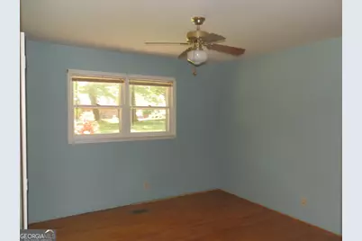 3016 Garden Lakes Boulevard NW, Rome, GA 30165 - Photo 10