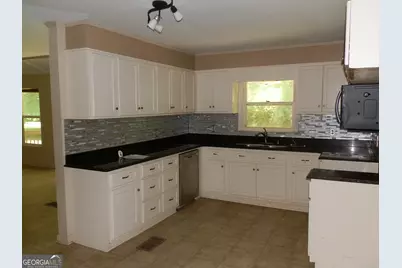 3016 Garden Lakes Boulevard NW, Rome, GA 30165 - Photo 18