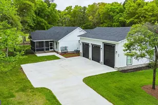 1037 Lake Side Dr NE, Townsend, GA 31331 - Photo 2