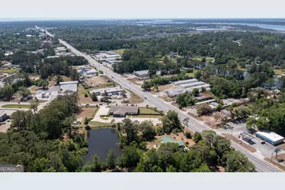 6120 New Jesup Highway, Brunswick, GA 31523 - Photo 8