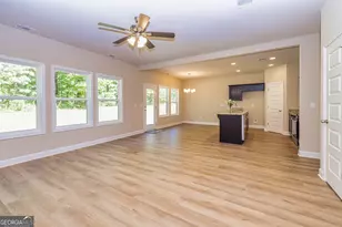 105 Hunts Ml Cir, Griffin, GA 30224 - Photo 14