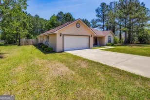 124 Avondale Rd, Brunswick, GA 31523 - Photo 38
