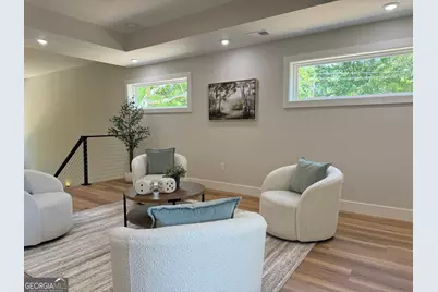 1318 Pine Avenue, Atlanta, GA 30344 - Photo 8
