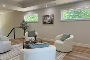 1318 Pine Ave, Atlanta, GA 30344 - Photo 8