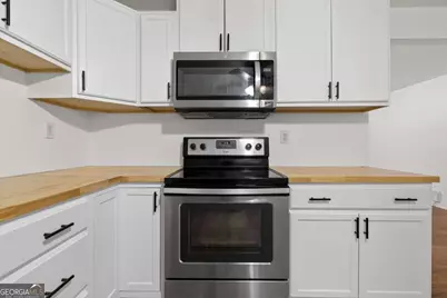 207 Buena Vista Street, Winder, GA 30680 - Photo 10