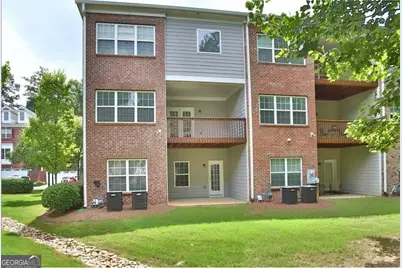12820 Doe Drive, Alpharetta, GA 30004 - Photo 2