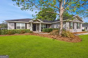 586 Caleb Cir, Jesup, GA 31545 - Photo 1