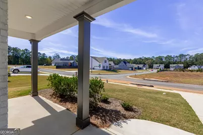 316 Hammerstone Court, Senoia, GA 30276 - Photo 4