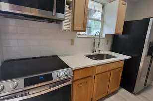 207 Madison Ave, Saint Marys, GA 31558 - Photo 2