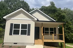 263 Hillcrest Dr, Toccoa, GA 30577 - Photo 1