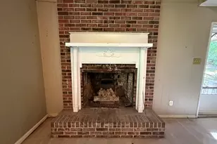 227 W Lakeview Dr, Lagrange, GA 30240 - Photo 10