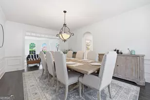 725 Rose Creek Cir, Johns Creek, GA 30097 - Photo 6