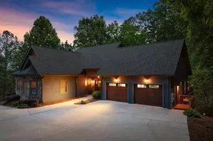 415 Yates Cir, Clarkesville, GA 30523 - Photo 2