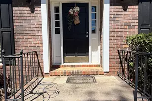 380 Burke Cir, McDonough, GA 30253 - Photo 2