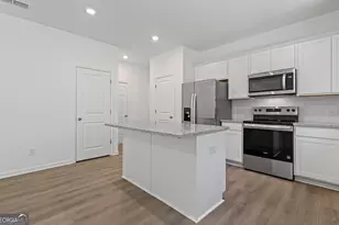 3076 Orwell Dr, Gainesville, GA 30507 - Photo 10