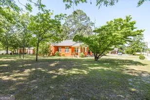 197 Commerce St, Hawkinsville, GA 31036 - Photo 4