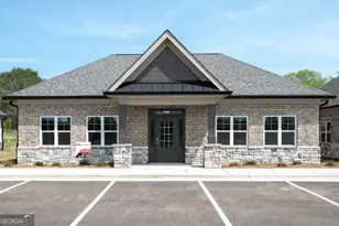 1060 Garland Dr, Bogart, GA 30622 - Photo 1