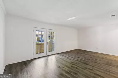 6900 Roswell Road #Q6, Atlanta, GA 30328 - Photo 8