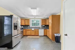 18256 Main St, Woodbury, GA 30293 - Photo 22