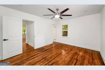 1774 Laurelwood Drive SW, Atlanta, GA 30311 - Photo 18