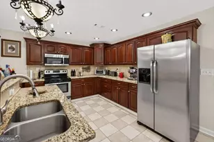 2298 Holly Ct, Cumming, GA 30041 - Photo 8