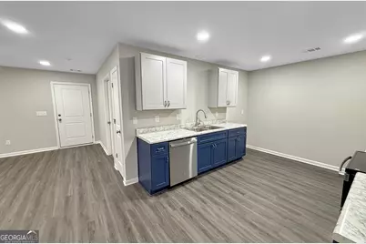 315 Airman Boulevard, Warner Robins, GA 31088 - Photo 10