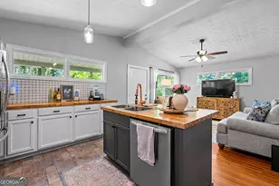23 Willow Dr, Newnan, GA 30263 - Photo 16