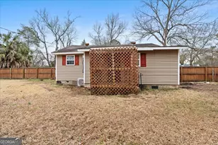 25 Martin Luther King Jr Blvd, Hawkinsville, GA 31036 - Photo 18
