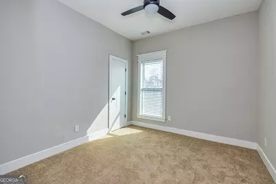 1678 Dorsey Avenue, East Point, GA 30344 - Photo 18