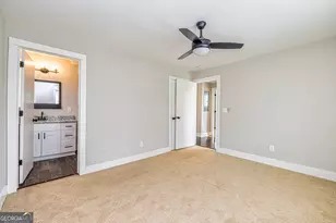 1678 Dorsey Ave, East Point, GA 30344 - Photo 18