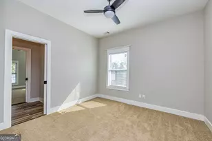 1678 Dorsey Ave, East Point, GA 30344 - Photo 16