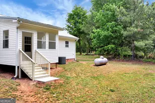 396 Harvey Lokey Rd, Bethlehem, GA 30620 - Photo 6