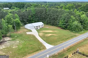 396 Harvey Lokey Rd, Bethlehem, GA 30620 - Photo 2