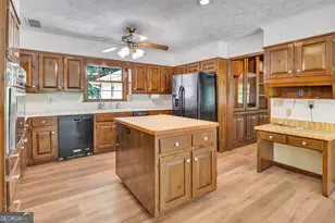 1806 Ga Hwy 142, Shady Dale, GA 31085 - Photo 18