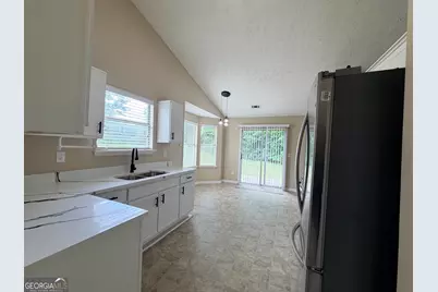 1660 Creek Crossing SE, Conyers, GA 30094 - Photo 10