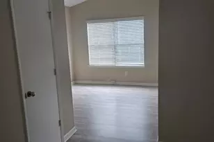1660 Creek Crossing SE, Conyers, GA 30094 - Photo 2