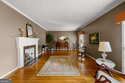 501 Pineview Terrace, Lagrange, GA 30240 - Photo 8