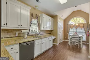 310 Rock Hill Dr, Fayetteville, GA 30215 - Photo 14