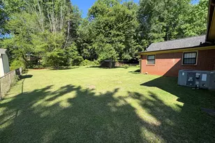 1344 Oakdale Dr, Griffin, GA 30224 - Photo 10