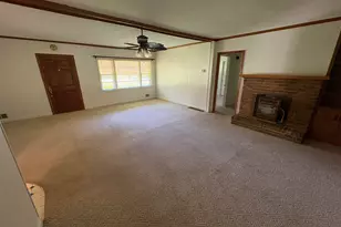 1344 Oakdale Dr, Griffin, GA 30224 - Photo 16