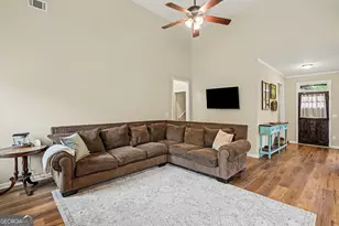 1136 Silverleaf Cir, Griffin, GA 30224 - Photo 4