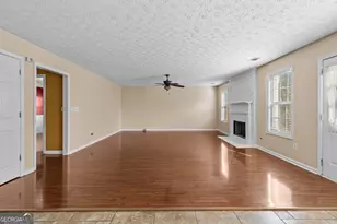2760 Rusticwood Dr, Snellville, GA 30078 - Photo 14