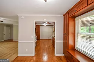 165 Wilhelmina Dr, Ellenwood, GA 30294 - Photo 6