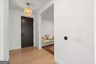 2425 NE Peachtree Road NE, Atlanta, GA 30305 - Photo 4