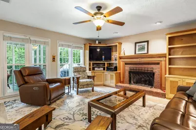 2681 Eastmont Trail, Snellville, GA 30039 - Photo 10