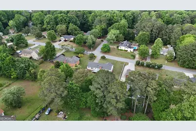 2243 Timber Lane, Snellville, GA 30078 - Photo 8