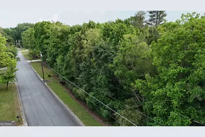 2243 Timber Lane, Snellville, GA 30078 - Photo 14