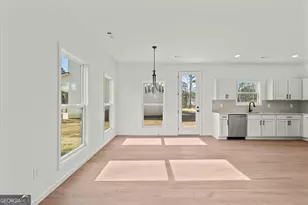 101 Carroll Cir, Carrollton, GA 30117 - Photo 4
